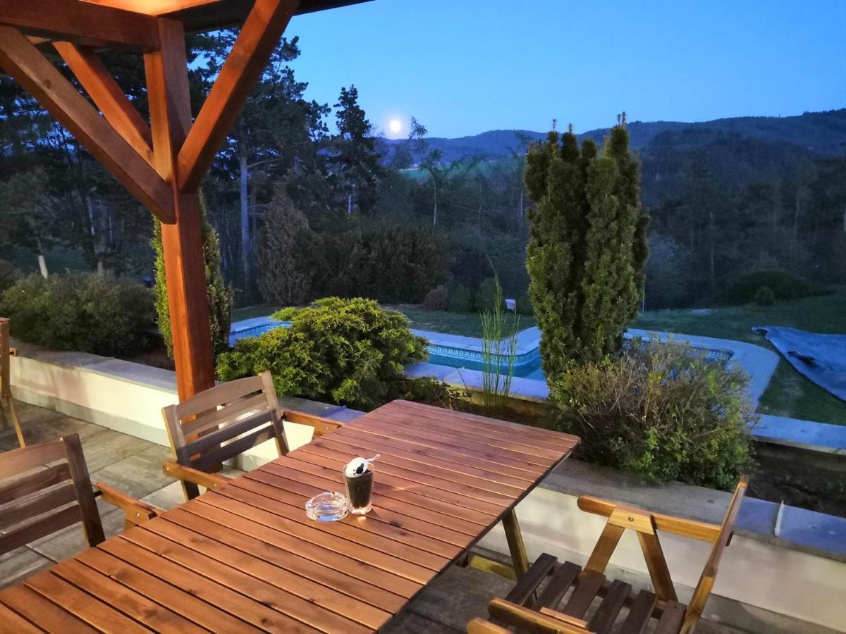Hotel Berounka Hrebecniky Экстерьер фото
