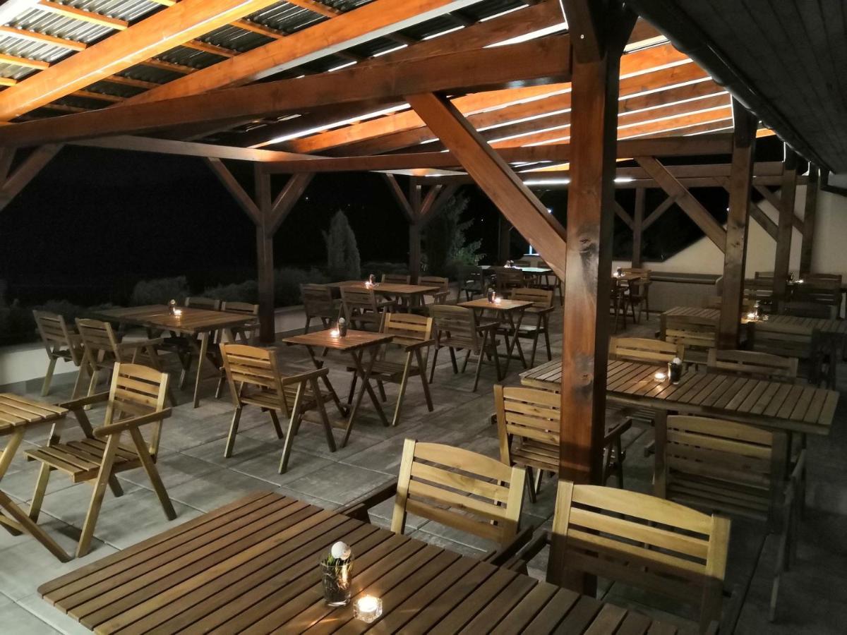 Hotel Berounka Hrebecniky Экстерьер фото